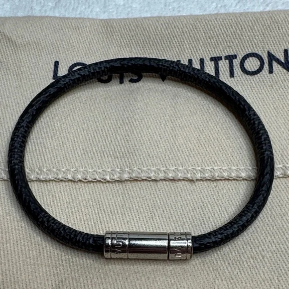 Louis Vuitton damier graphite bracelet - Picture 3 of 8